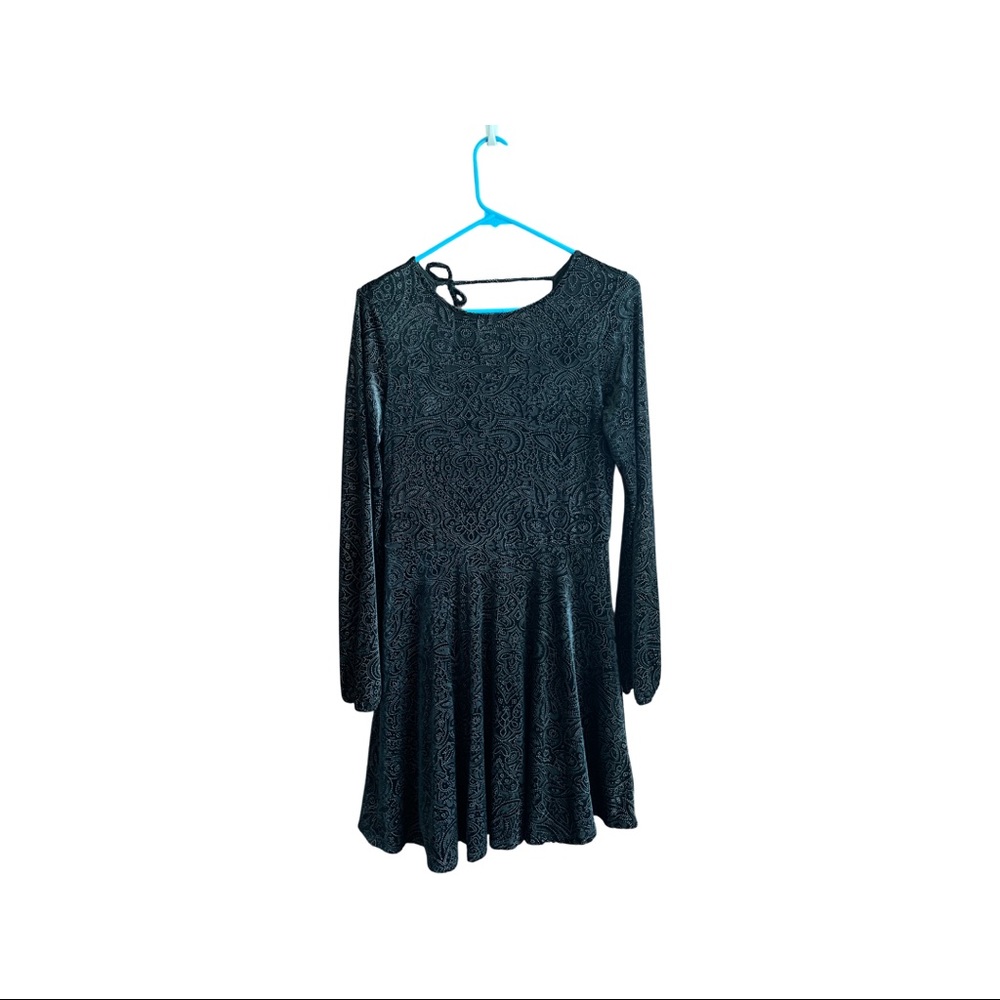 Urban Outfitters Ecote Skater Dress, black w open back -Size L-